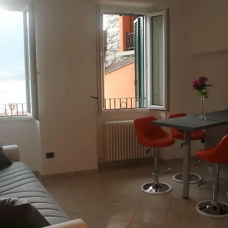 Casa Valli Lezzeno